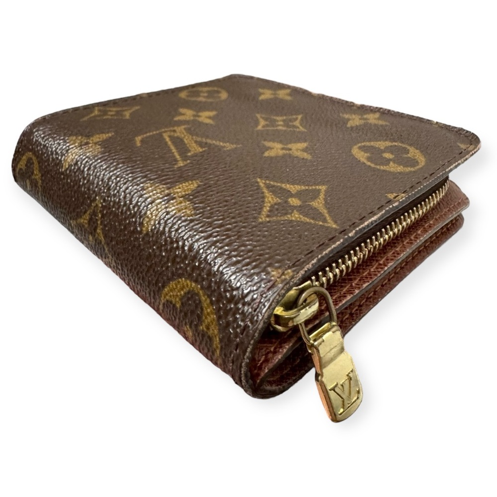 LOUIS VUITTON 2004 Monogram Compact Zippé Bifold Wallet, Vintage - Picture 8 of 16